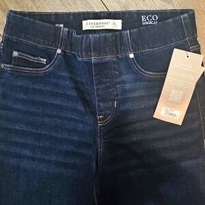 Liverpool Classic Blue Straight Leg Jeans with High Waist